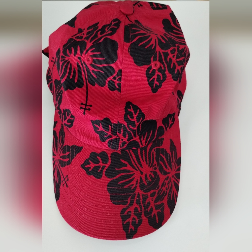 Woman/Unisex Hat New W/tag 100% cotton